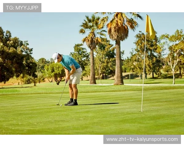 高尔夫球手加强短杆技术训练，精准度提升